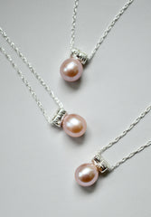 Starry Pink Pearl Necklace