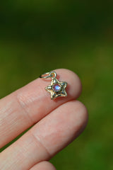 14k Starlet with 3mm Blue Sheen Moonstone